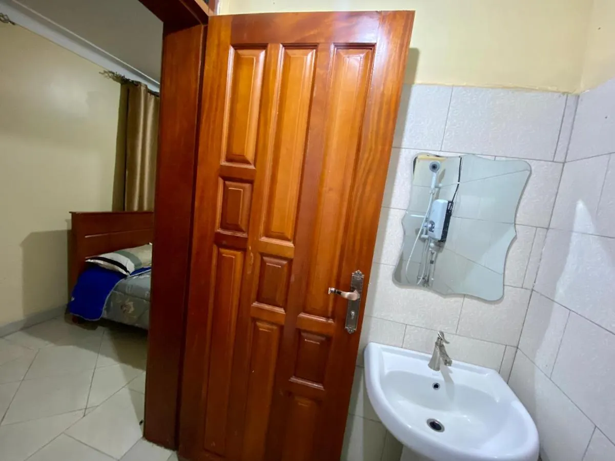 Modern Studio Apartment In Kampala With Wi-Fi 24/7